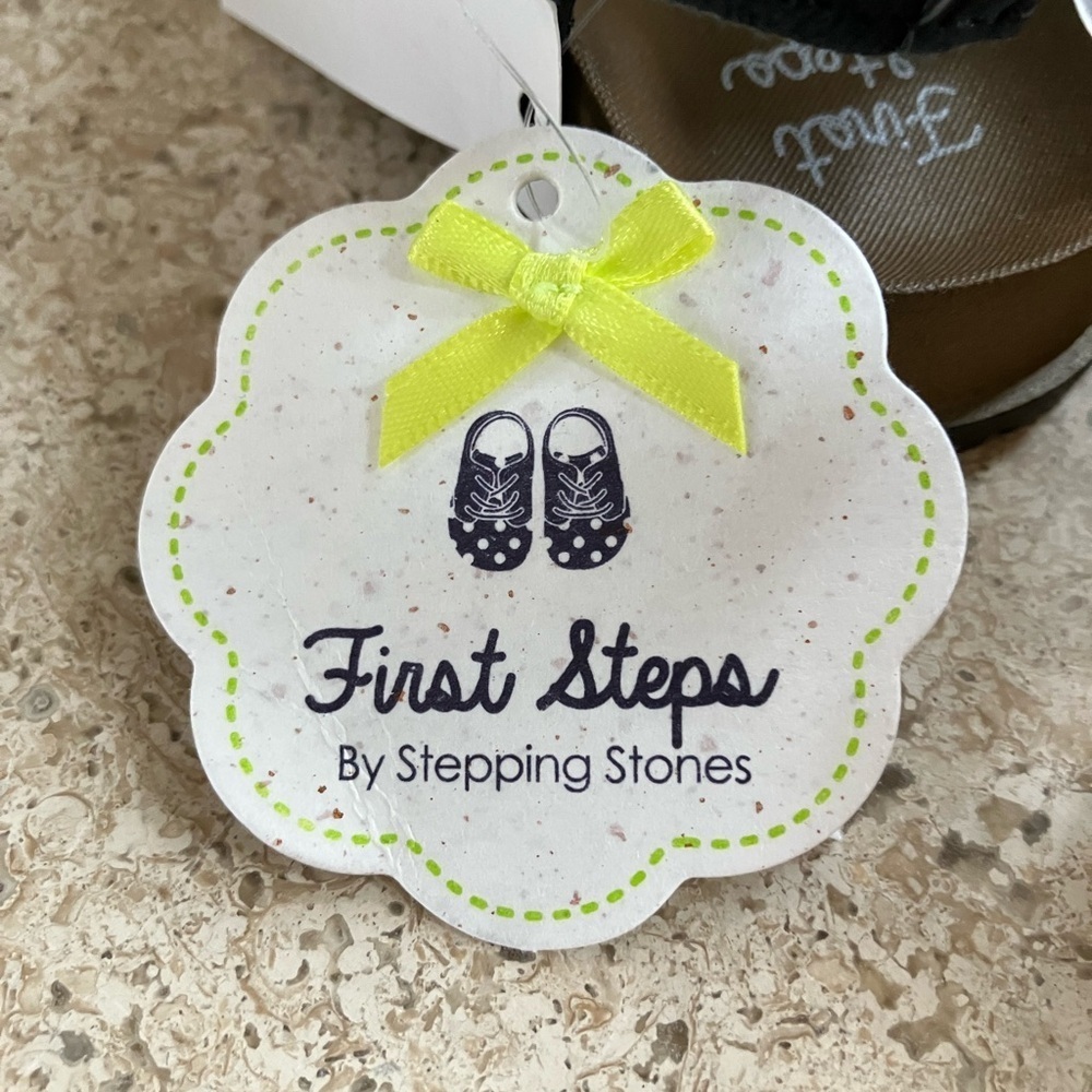 NWT FIRST steps By Stepping Stones Faux Leather & Buckle, Velcro Black Sandals 4 - Picture 5 of 6